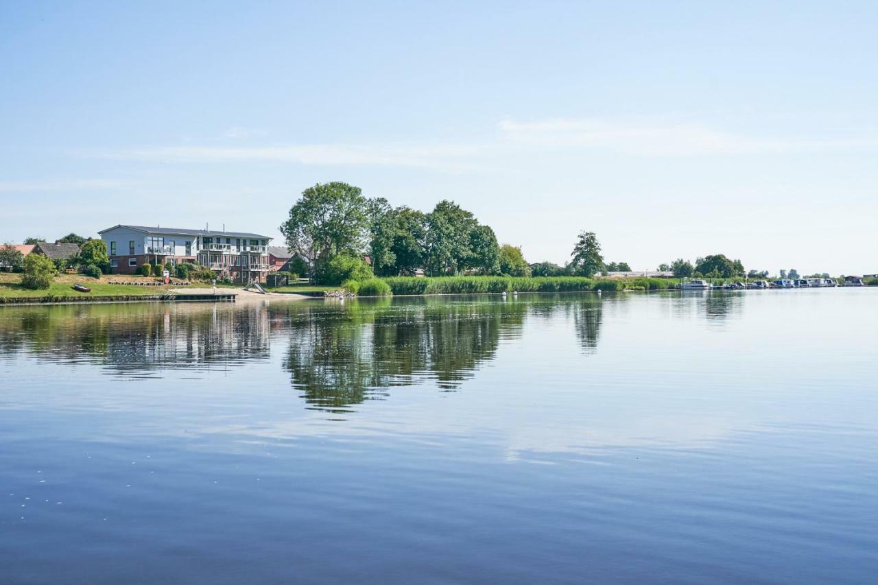 Eiderstrand Tielen Buitenkant foto